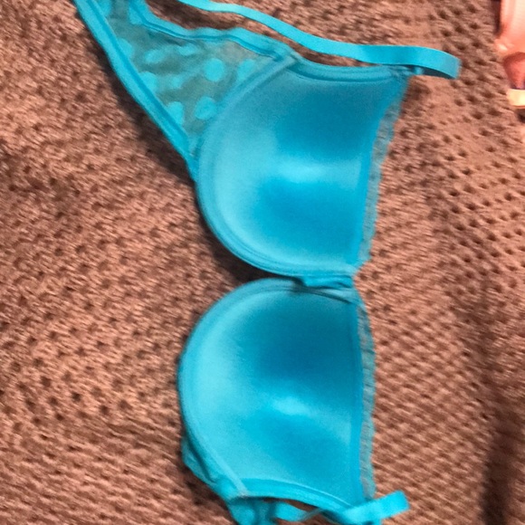 Bra - Picture 2 of 3